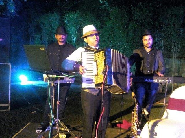 indian accordion player mumbai